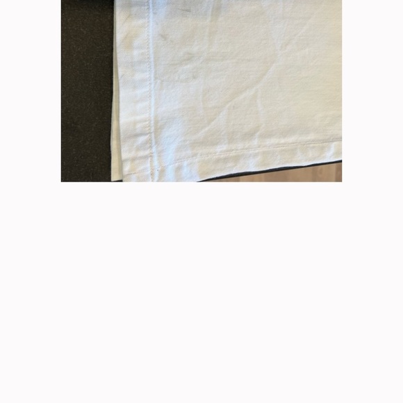 7 for all Mankind white flare jeans, some slight stains as shown. Size 27 - Picture 14 of 14
